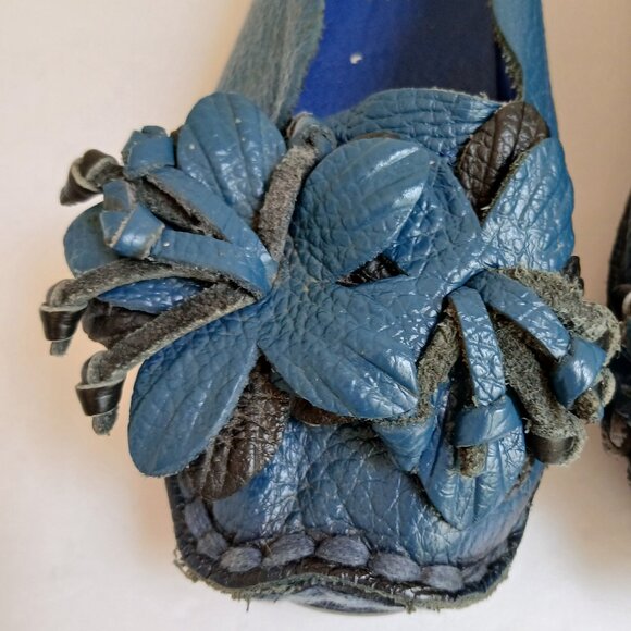 Vintage Handcrafted Blue Leather 3D Flower Slip-On Lug Sole Moccasins Sz 7 - Picture 4 of 12